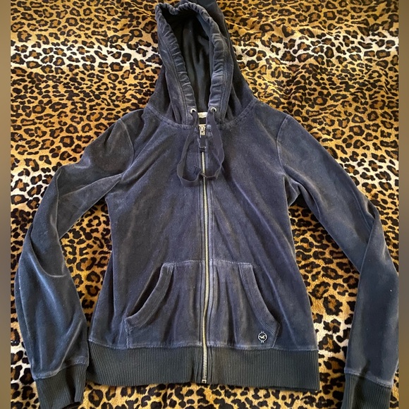 Hollister Sweaters - UNAVAILABLE TILL THE 10th!!🐞vntg(2000s) Hollister Tracksuit Top